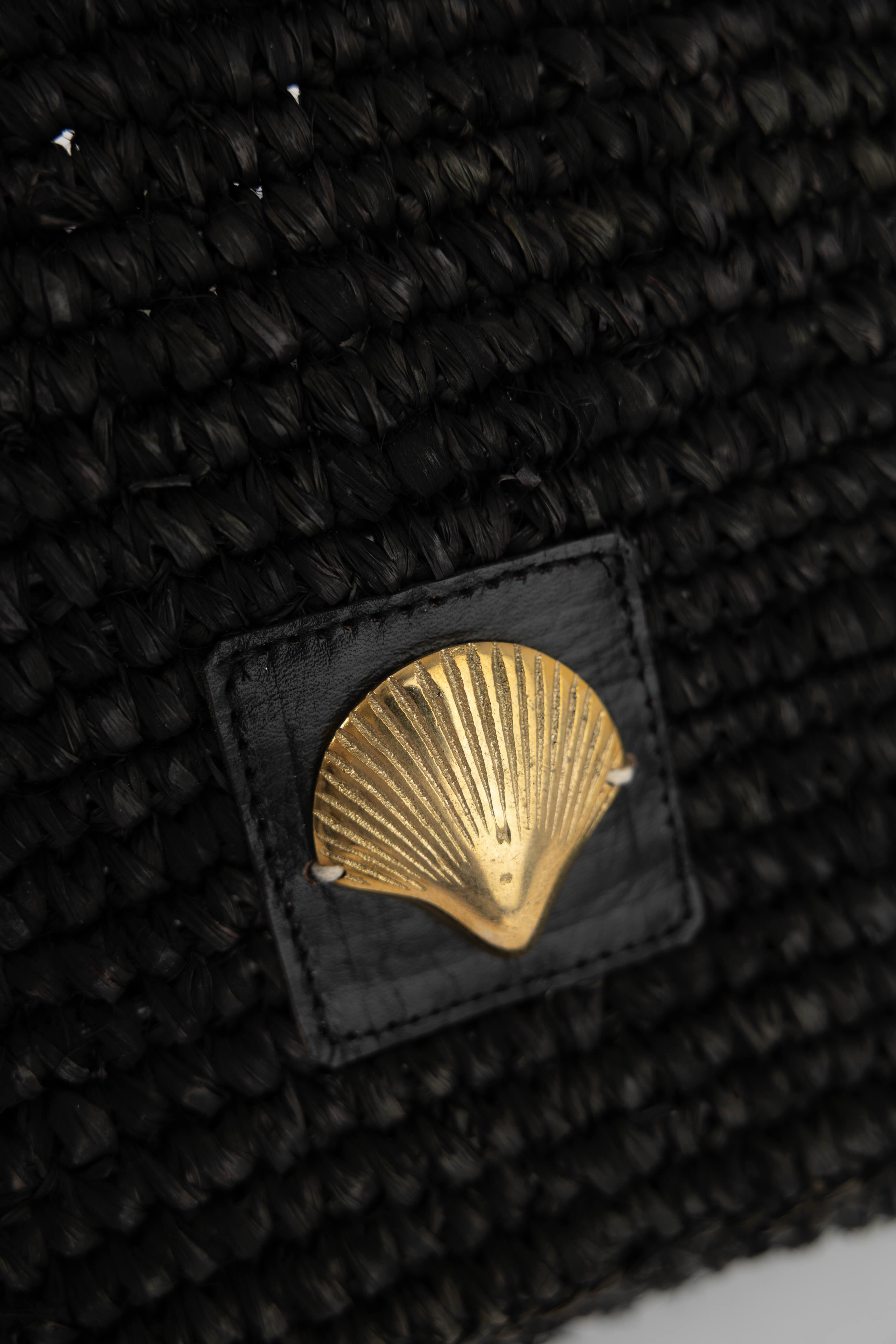 meleina bag shell detail