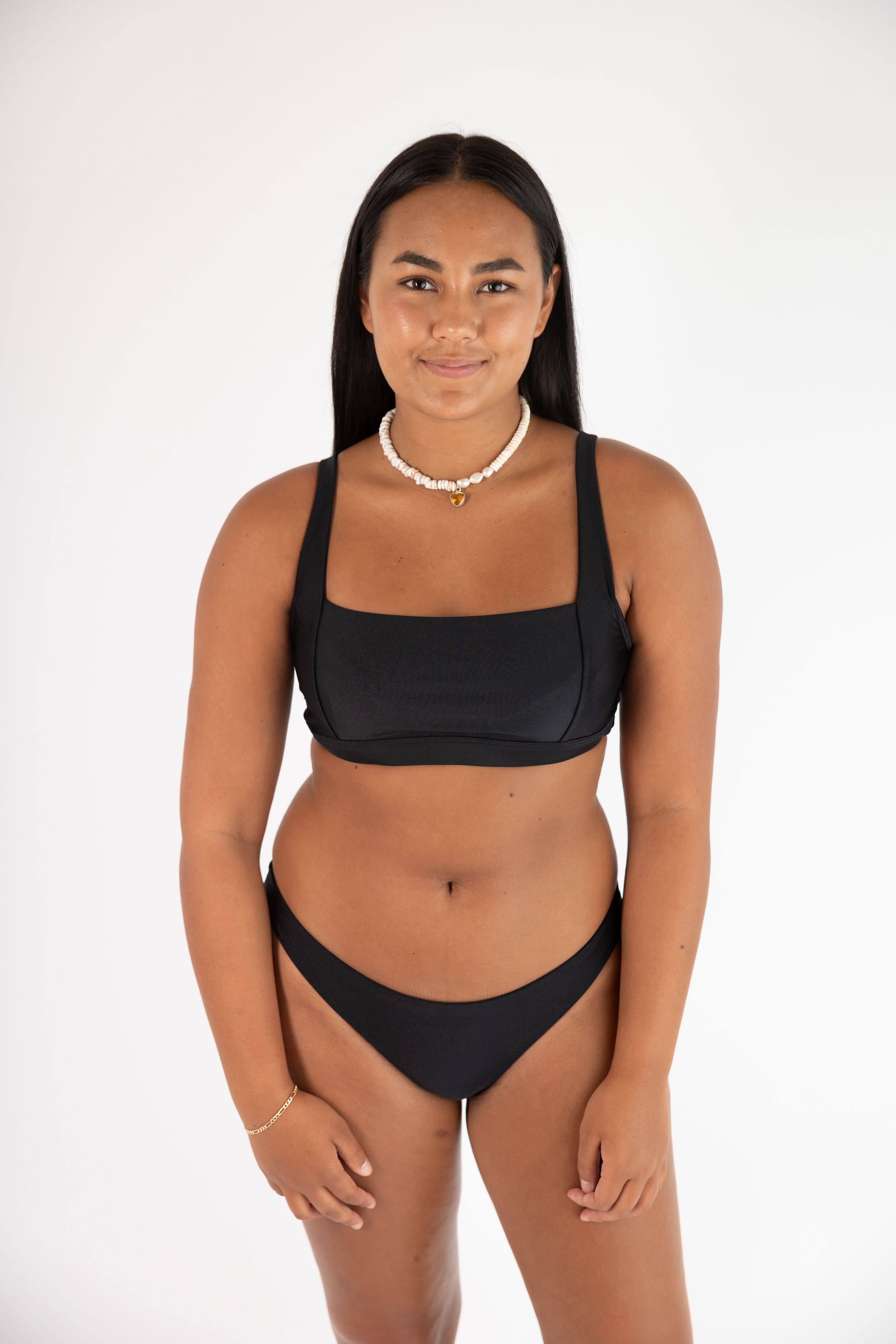 wahine top in ebony 